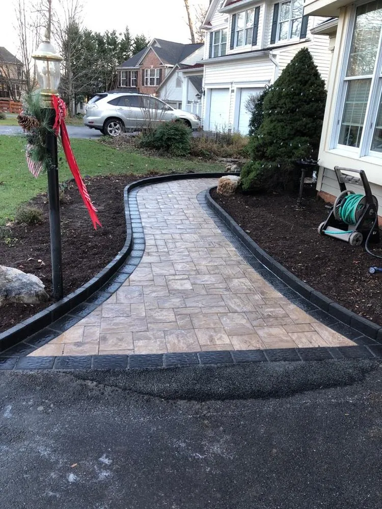 Top-rated yard cleanup service experts serving Menlo Park, CA - Moreno Pavers