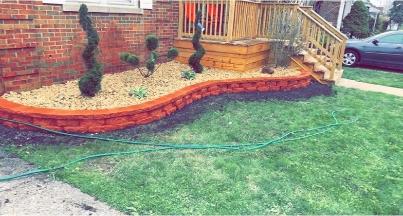 Expert lawn mowing service experts serving Hammond, IN - Moreno's Lawn Service