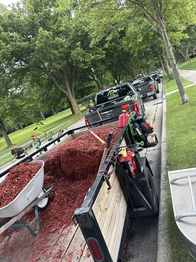 Expert lawn care service near you in Milwaukee, WI by Morgandale Lawn Service