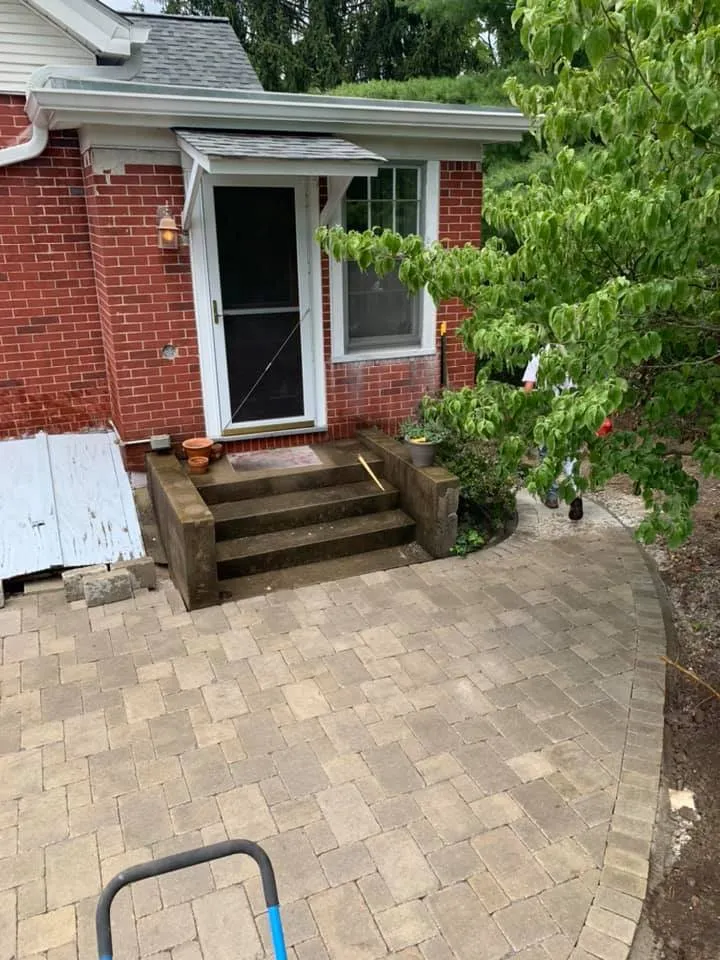 Trusted landscape installation experts serving Cincinnati, OH - Morgan's Creative Spaces