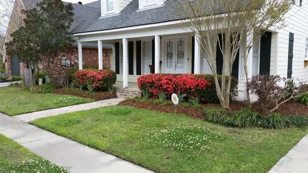 Morgan's Lawn and Landscape Logo