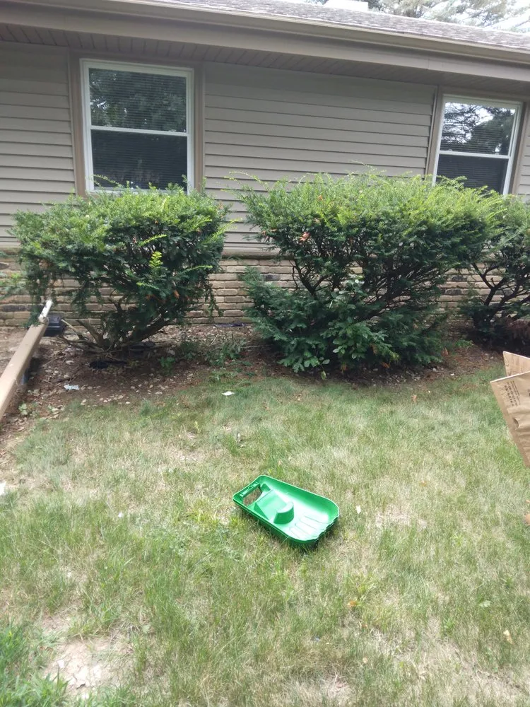 Top-rated garden landscaping with custom design across Milwaukee, WI - Morgan's Lawn Mowing Service
