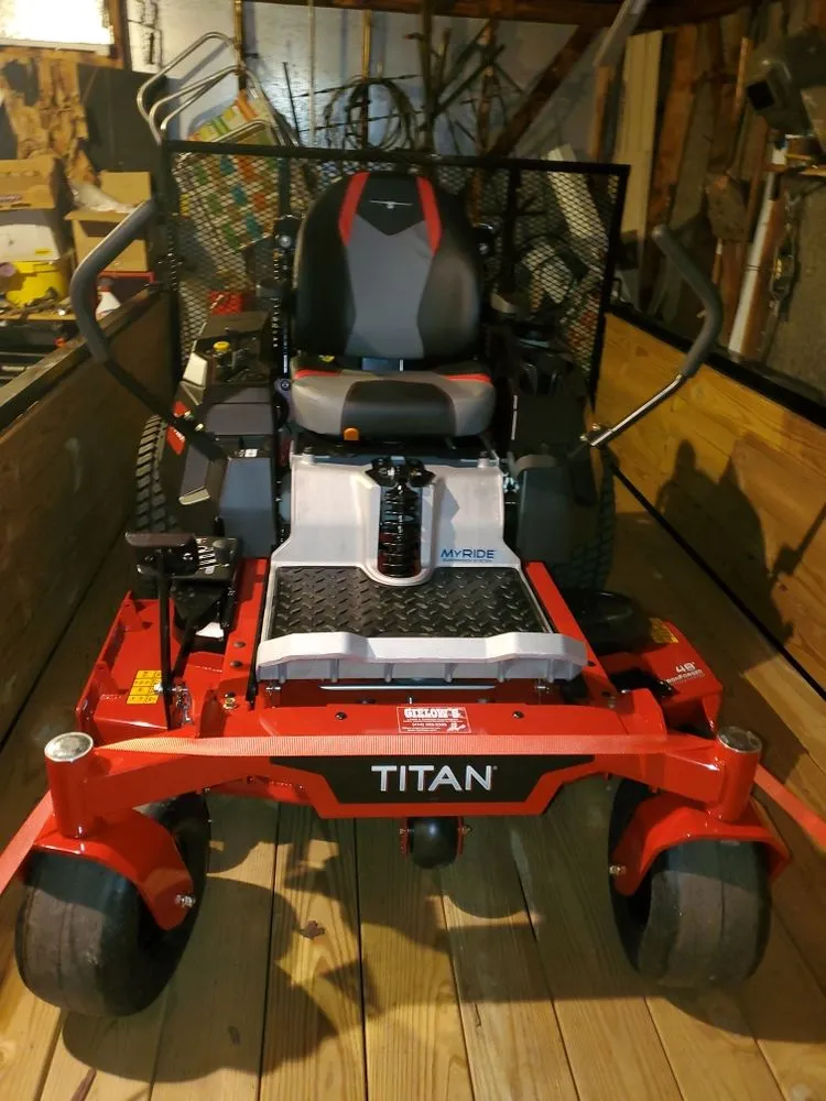 Local lawn care service in Milwaukee, WI - Morgan's Lawn Mowing Service