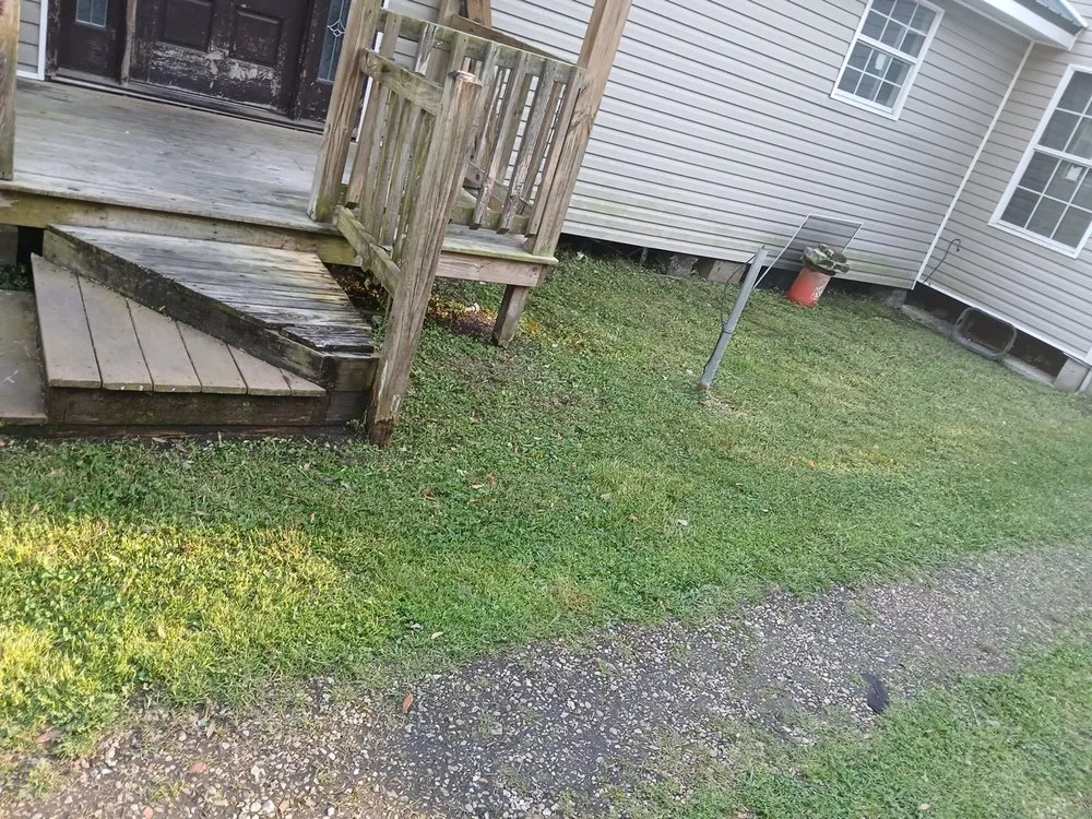 Reliable lawn mowing service in Covington, LA - Morghen And Khalons Services