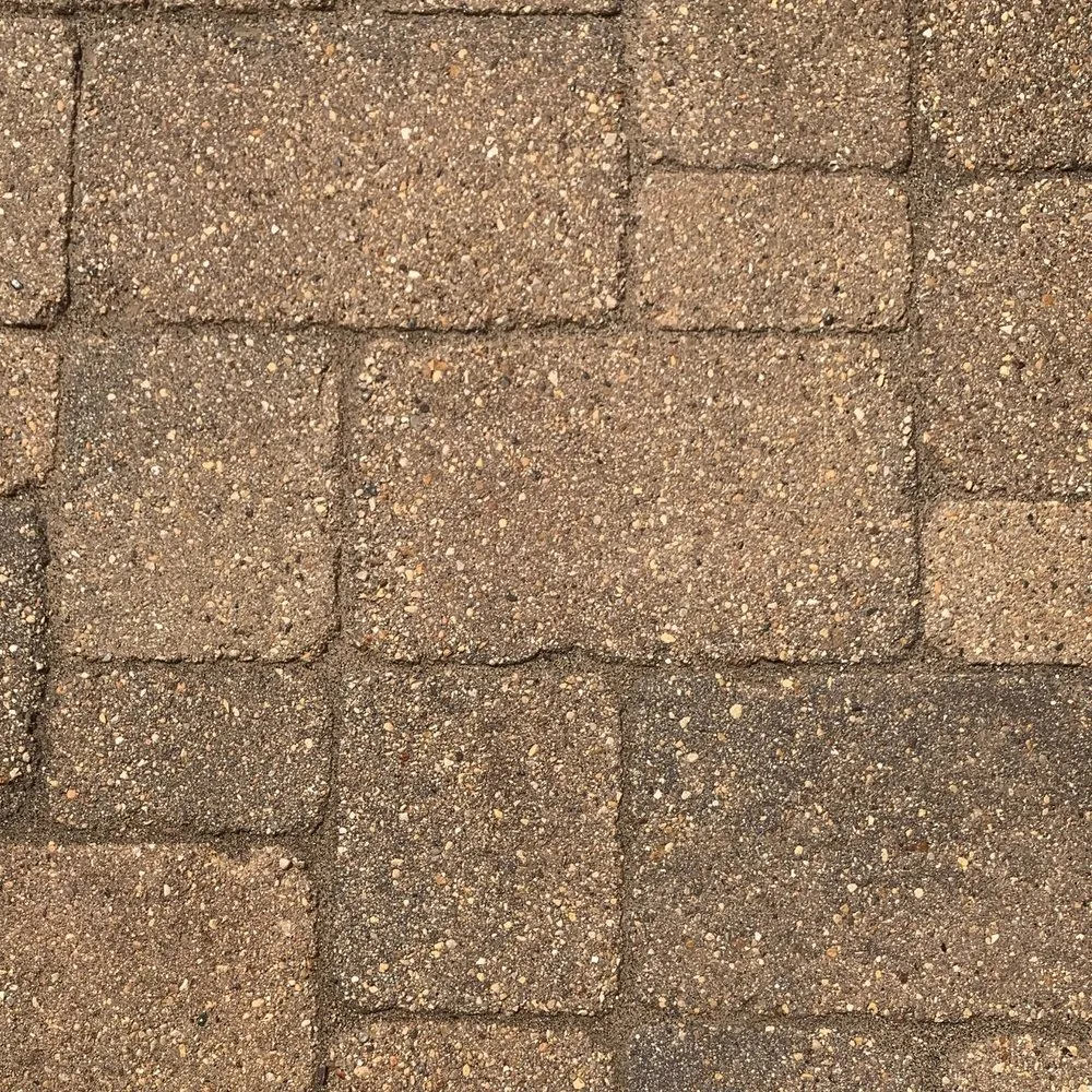 Professional yard maintenance in Naperville, IL by Morlock Landscape & Design