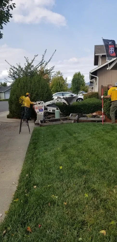 Top-rated lawn mowing service for year-round maintenance in Grants Pass, OR by Morning Star Landscape