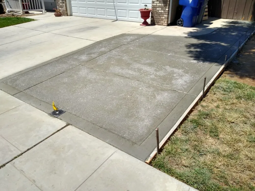 Affordable yard cleanup service for beautiful yards in Fresno, CA by Morning Sun Landscape Construction