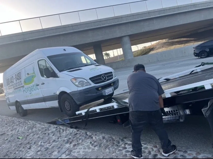 Professional yard maintenance experts serving Orange, CA - Morningsky Landscaping