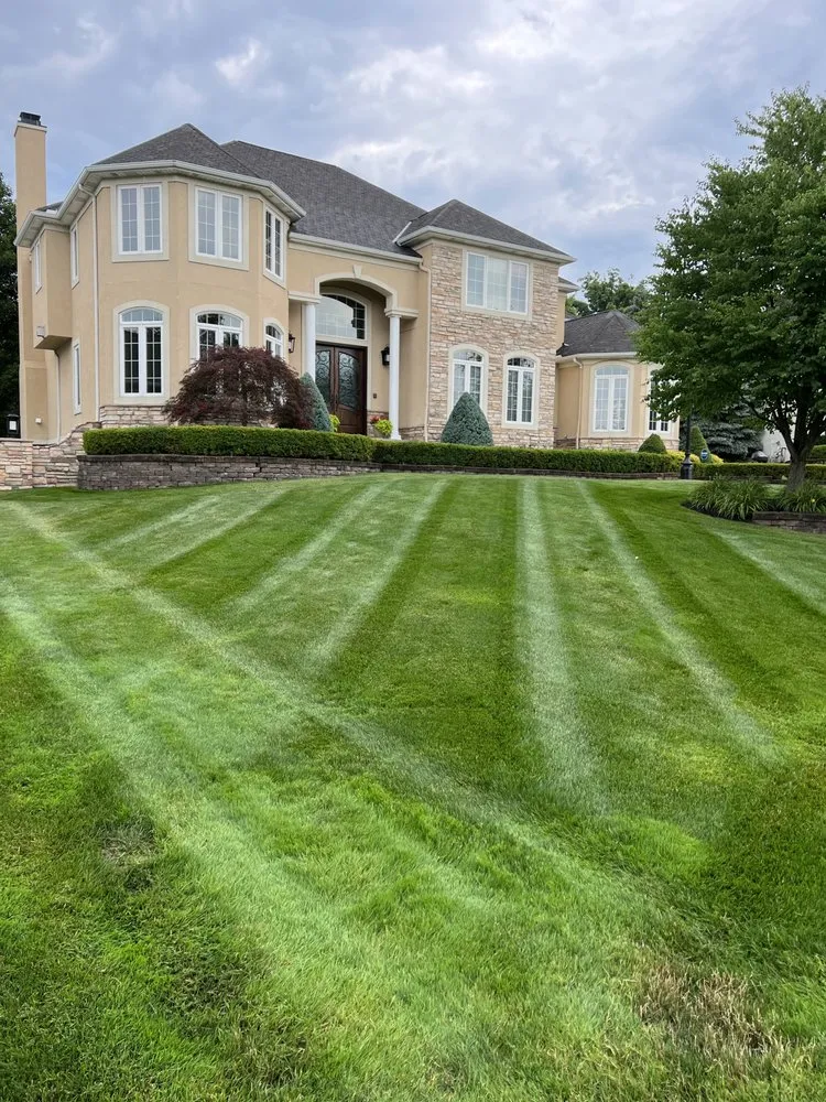 Top-rated lawn mowing service for homes in Hudson, OH by Morones Landscaping