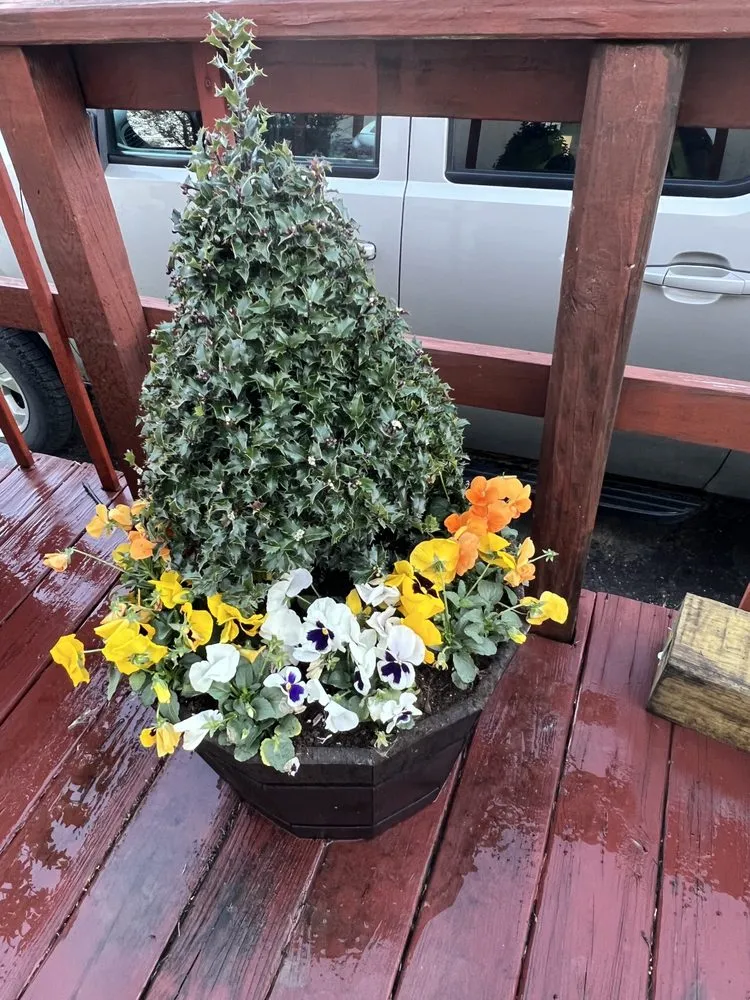 Professional lawn mowing service experts serving Hudson, OH - Morones Landscaping