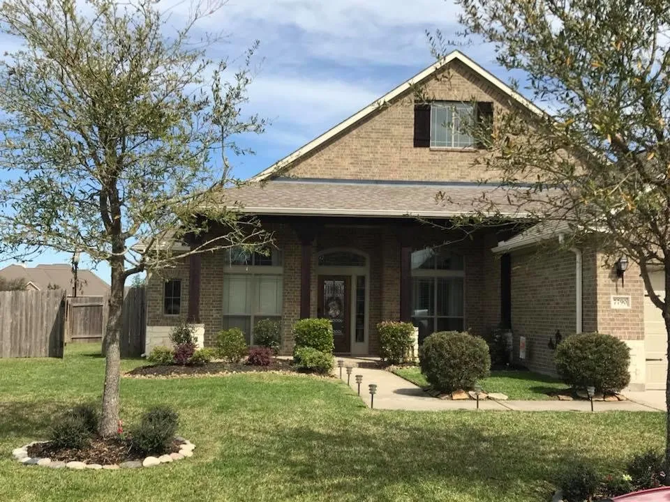 Custom landscape design in Sealy, TX - Morrell Outdoors