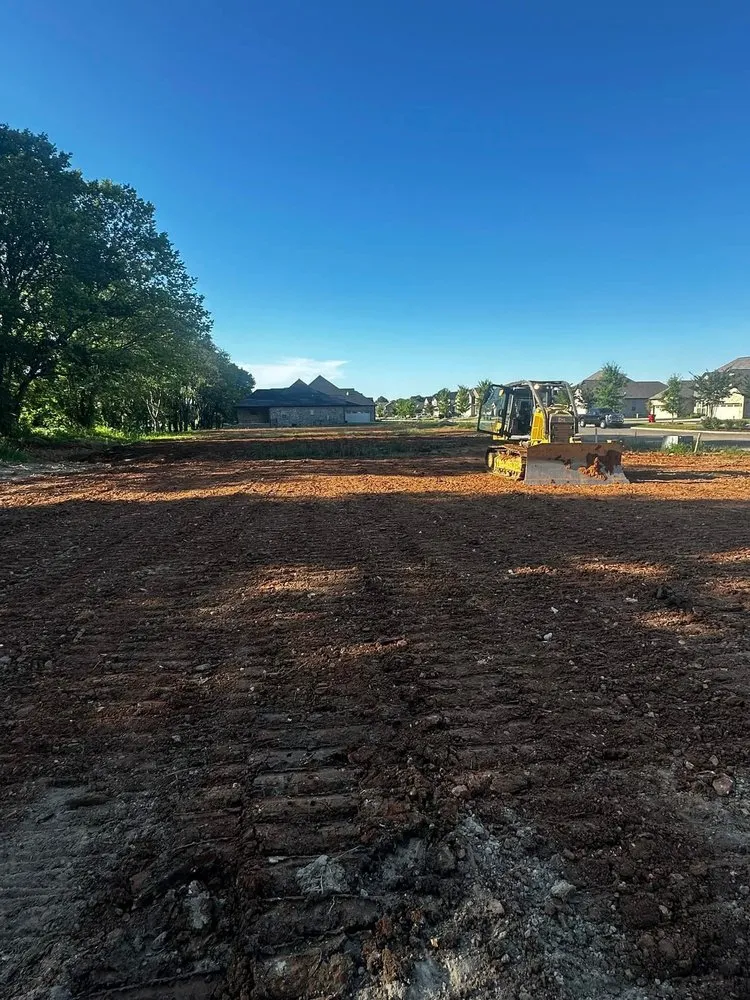 Reliable lawn care service near you across Clarksville, TN - Morris Land Management