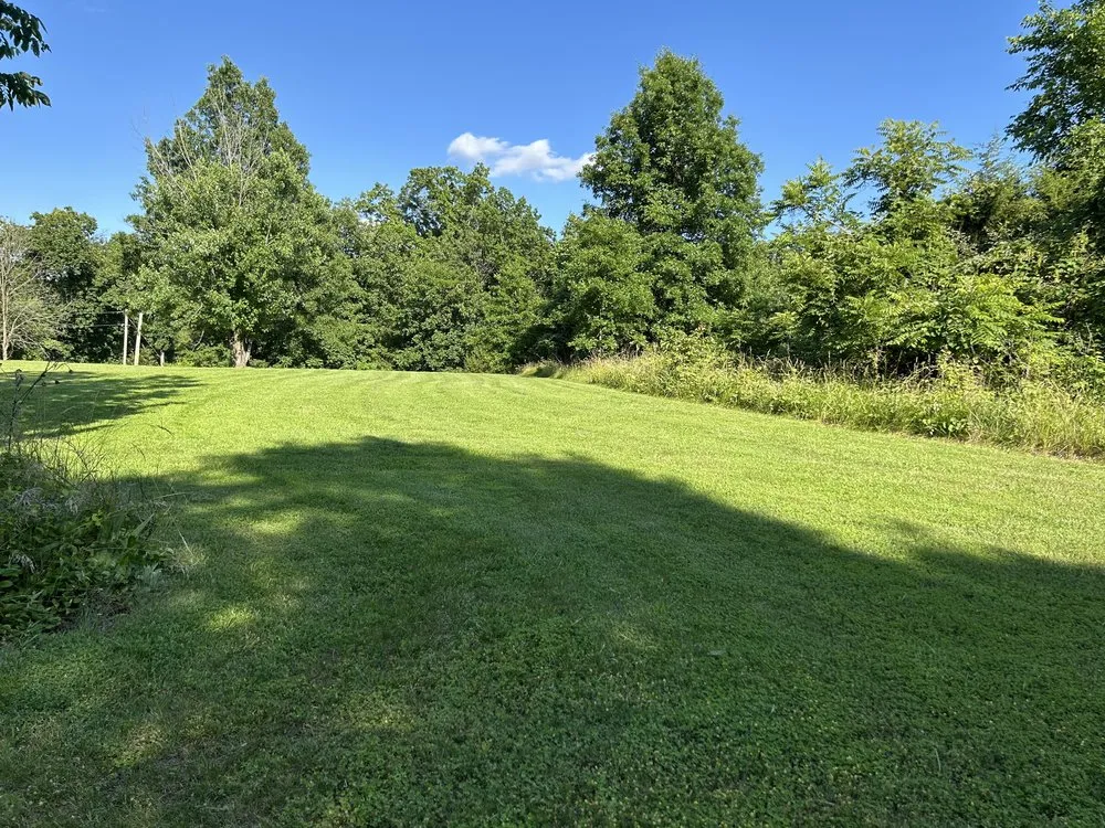 Reliable residential landscaping in Hallsville, MO - Morris Lawn & Farm