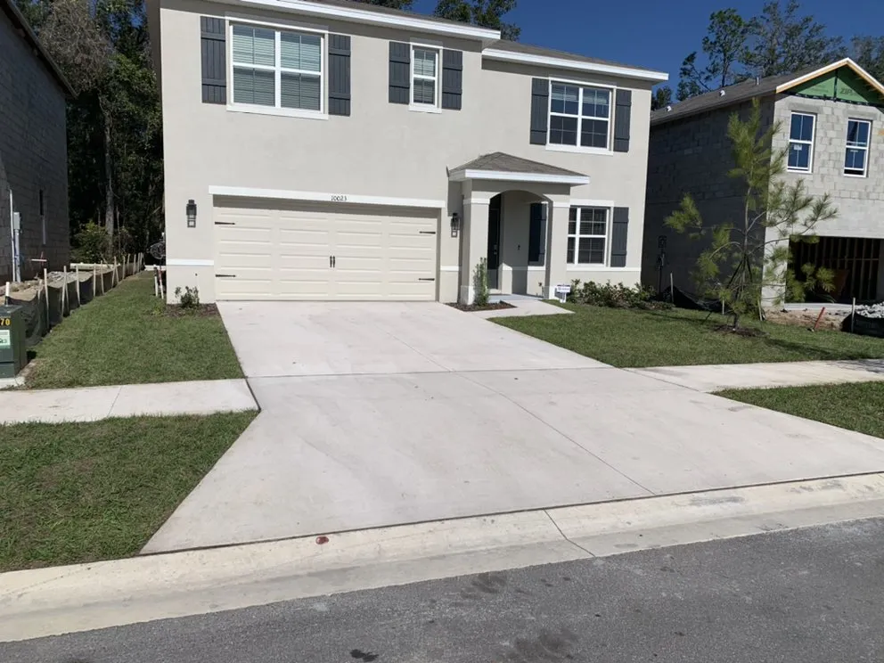 Professional lawn care service in PLANT CITY, FL by MORRIS LAWN CARE MORE