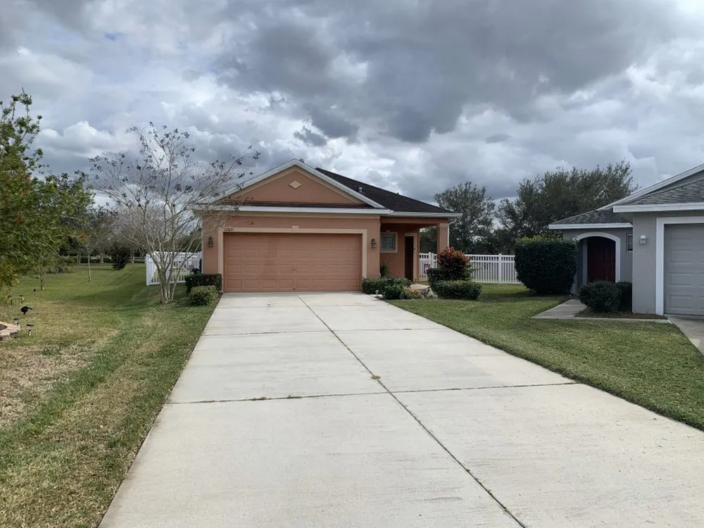 Professional residential landscaping experts serving PLANT CITY, FL - MORRIS LAWN CARE MORE