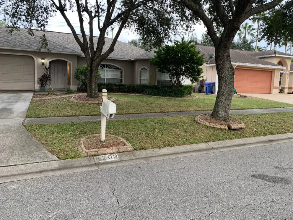 Reliable outdoor landscaping experts serving PLANT CITY, FL - MORRIS LAWN CARE MORE