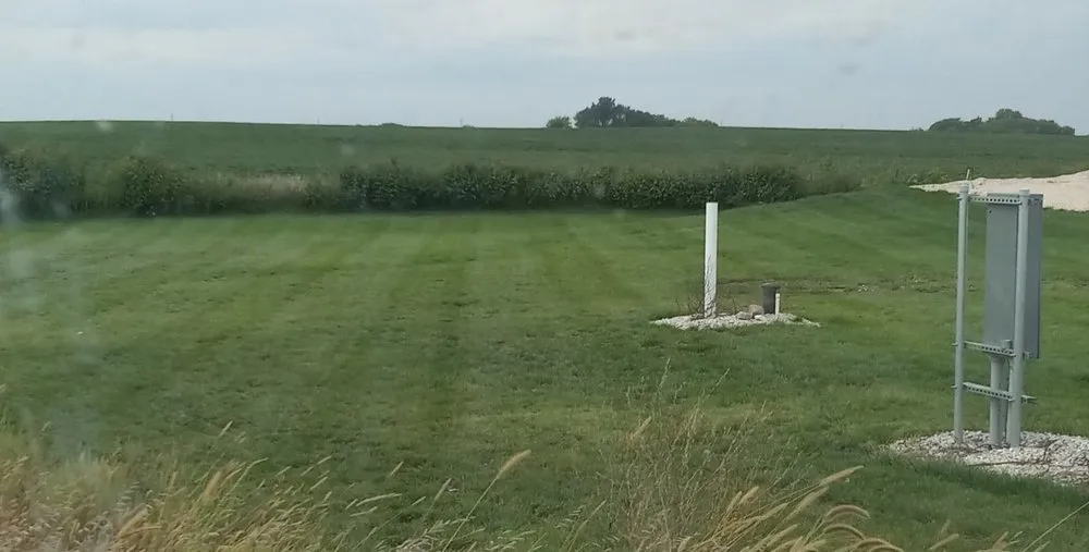 Professional residential landscaping in Cylinder, IA by Morris Mowing