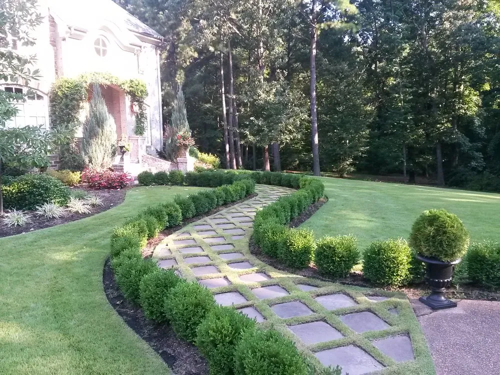 Trusted yard maintenance experts serving Jackson, TN - Morris Nursery & Landscapes