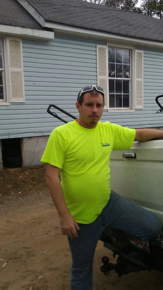 Local yard maintenance for beautiful yards across Cedartown, GA - Morris Painting & Lawn Service