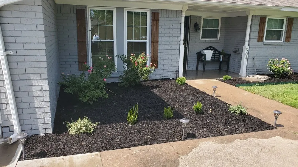 Custom yard maintenance for residential properties across Lawton, OK - Morrison Lawn Care