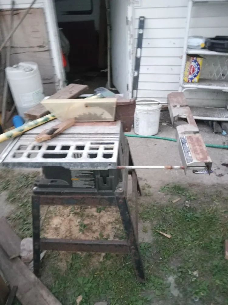 Top-rated outdoor landscaping in South Rockwood, MI by Morris's Best Deal Curb Appeal