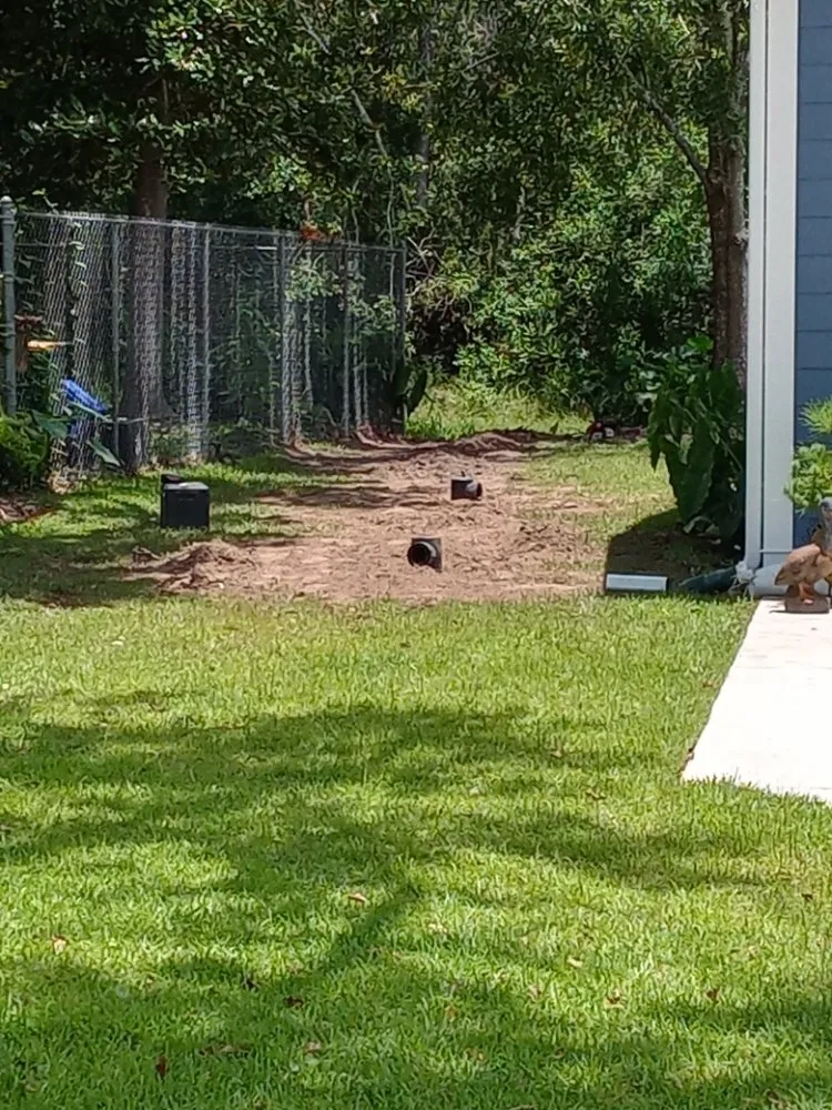 Professional lawn care service in Gulfport, MS - Morrissette's Custom Concepts