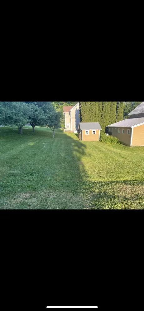 Reliable yard maintenance in Brooklyn, CT - Morrissette's Mowing and Maintenance