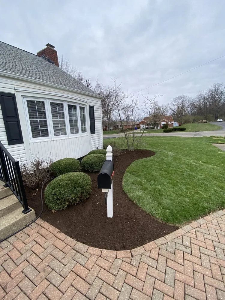 Affordable yard maintenance with custom design in Hamilton, OH by Morse Lawn & Landscape