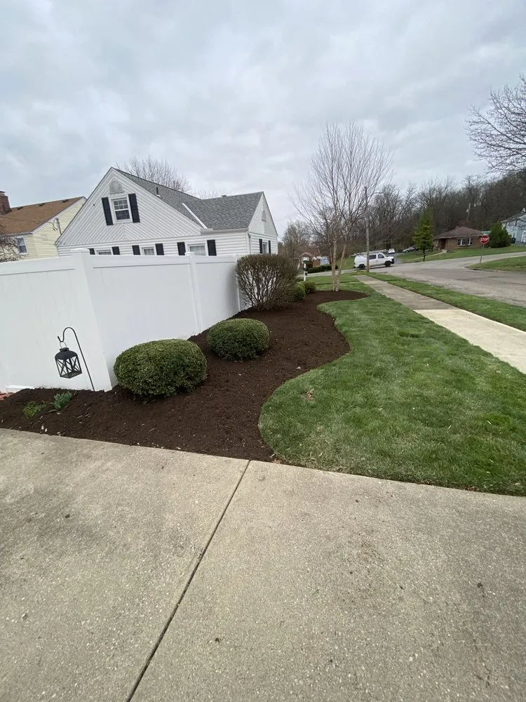 Professional landscaping services experts serving Hamilton, OH - Morse Lawn & Landscape