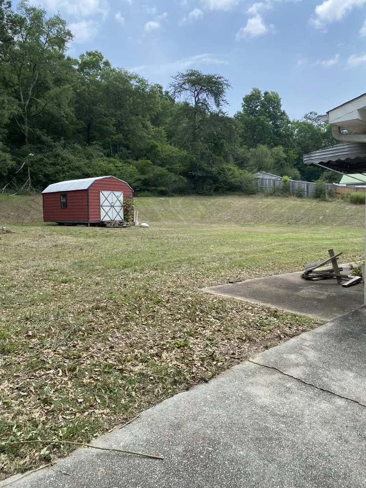 Professional yard maintenance in Birmingham, AL - Morton And Woods Lawn Care