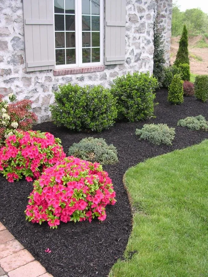 Local lawn care service experts serving Lillington, NC - Morton's Landscaping