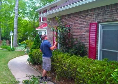 Morton's Lawn Service Logo