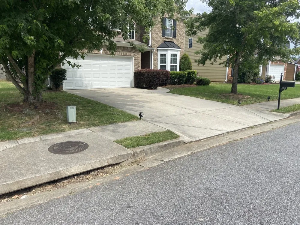 Affordable landscape installation experts serving Lawrenceville, GA - Mo’s Lawn & Outdoor Care