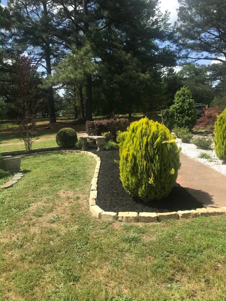 Top-rated landscape design in Pauline, SC - MO's Lawn Care and Landscaping