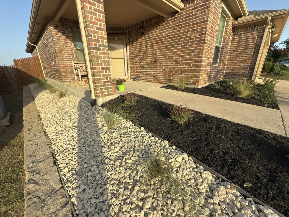 Local lawn care service for residential properties across Blue Mound, TX - Mo's Luxury Landscaping