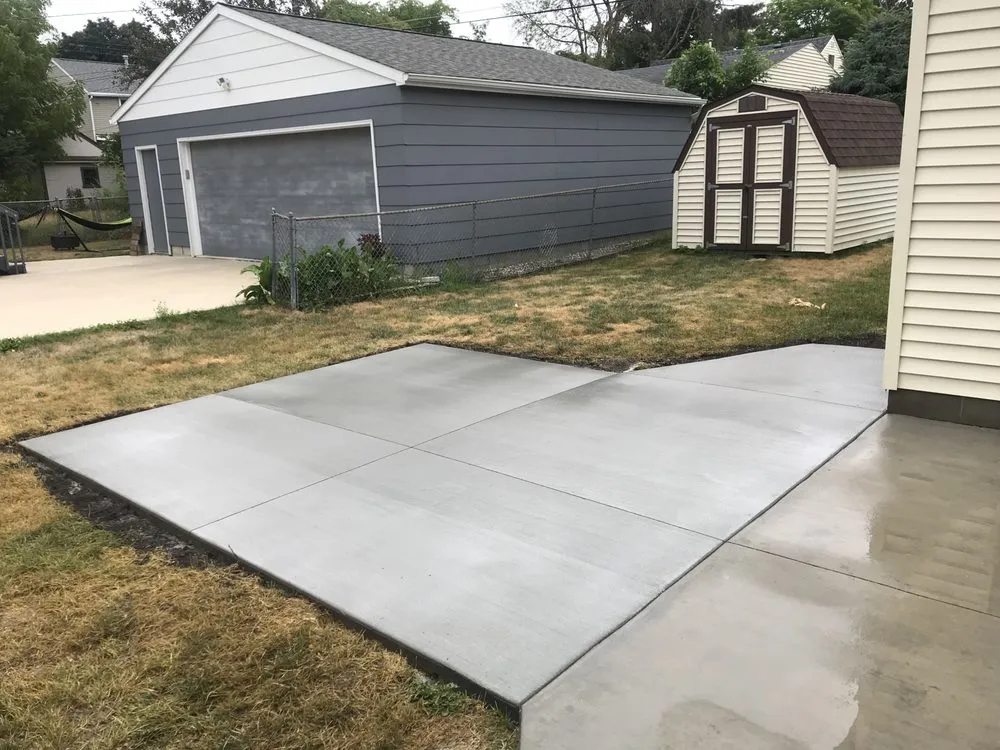 Affordable yard maintenance for residential properties across Rochester, MN - MOS Majerus Outdoor Services