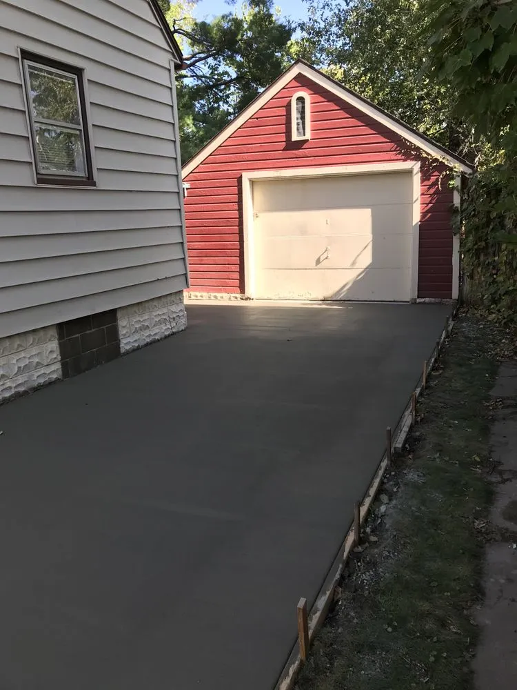 Expert landscape design experts serving Rochester, MN - MOS Majerus Outdoor Services