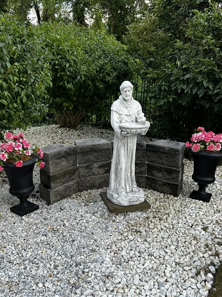 Expert landscaping services in Schenectady, NY - Mo's Mowing