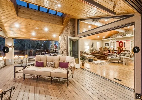 Mosaic Outdoor Living & Colorado Custom Decks Logo