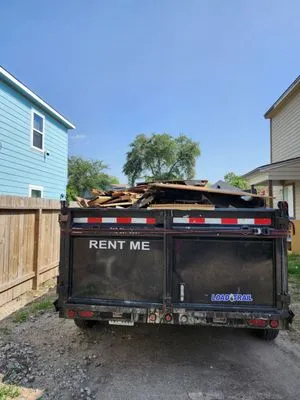 Mosby's debris removal Logo