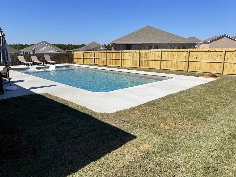 Expert yard maintenance for homes in Spanish Fort, AL by Moseley’s Lawn Care