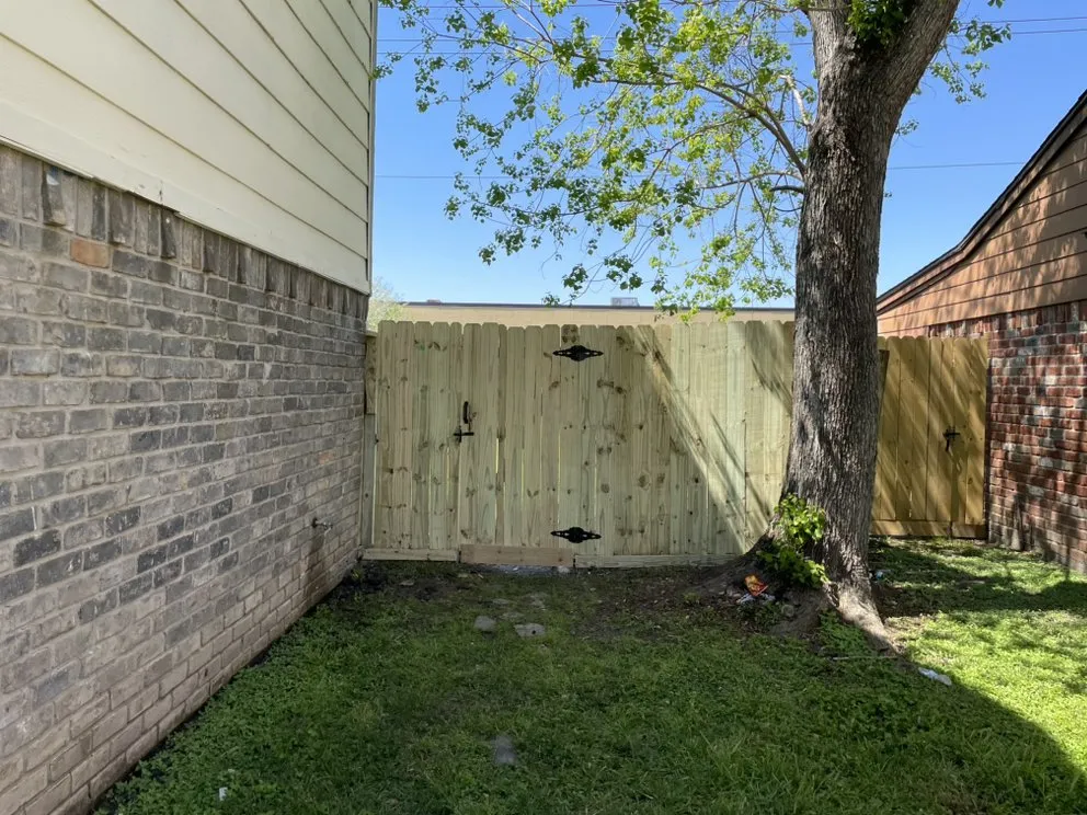 Professional yard maintenance in Houston, TX by Moses Pool, Spa & Landscaping