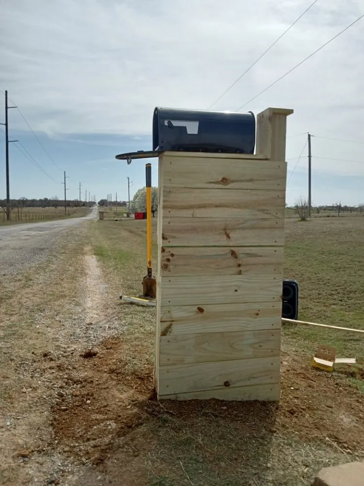 Top-rated lawn care service near you in Lawton, OK by Mosley Mows