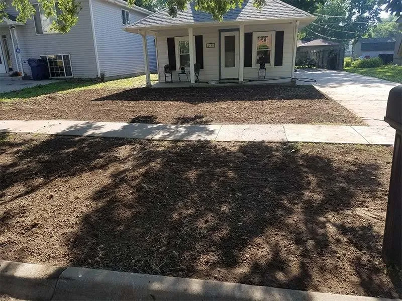 Local residential landscaping for year-round maintenance in Lincoln, NE by Mosley Yardworks