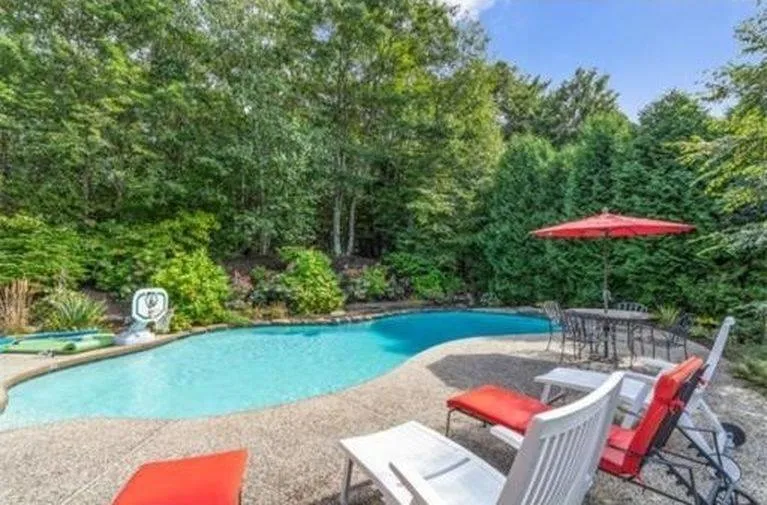 Top-rated lawn mowing service for homes across Mansfield, MA - Mosquito & Tick Away