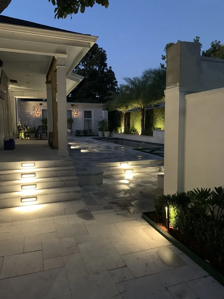 Affordable lawn mowing service experts serving Kenner, LA - Moss Landscaping