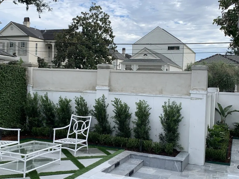 Affordable garden landscaping for beautiful yards in Kenner, LA by Moss Landscaping