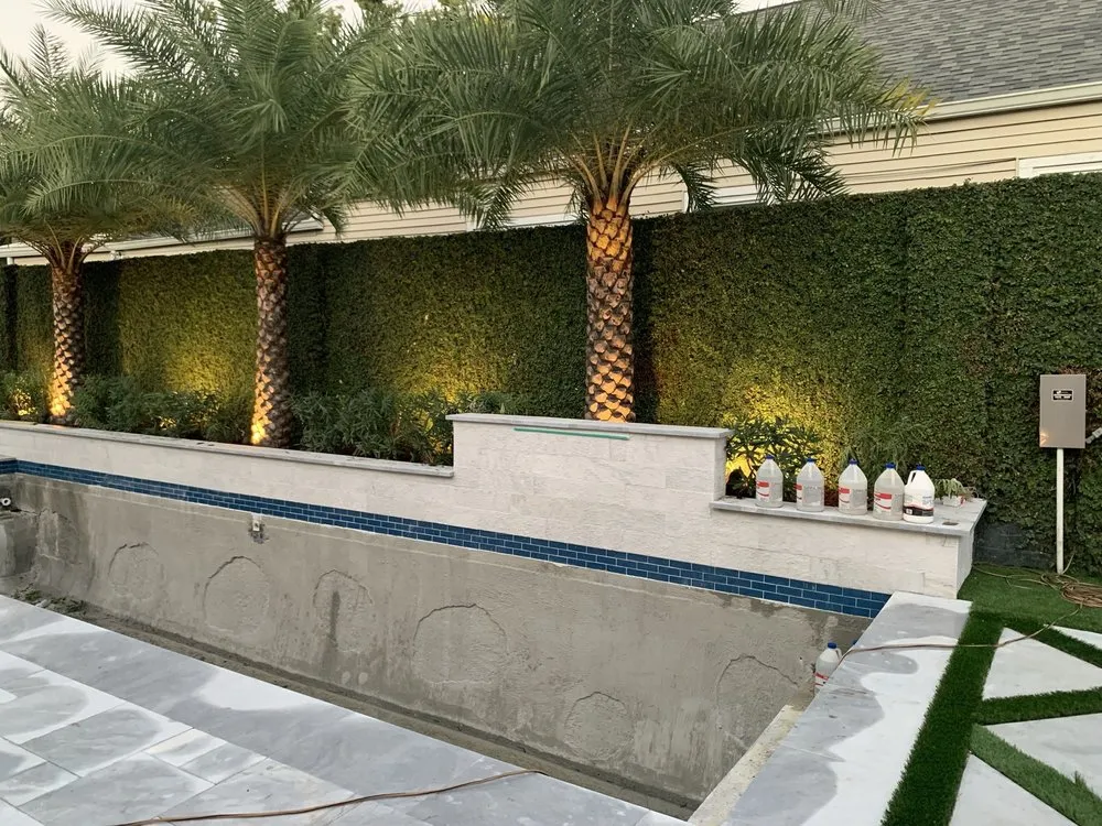 Professional yard cleanup service for year-round maintenance across Kenner, LA - Moss Landscaping