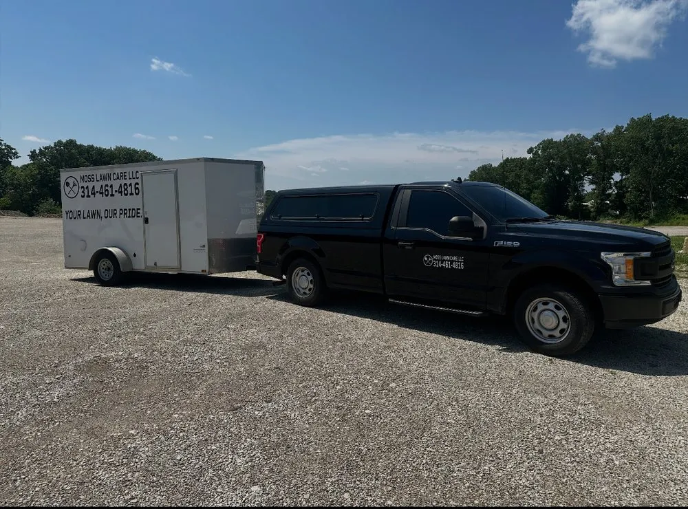 Professional lawn care service in Barnhart, MO by Moss Lawn Care
