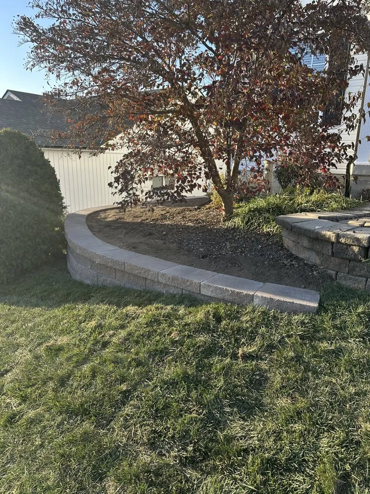 Expert lawn mowing service in Barnhart, MO by Moss Lawn Care